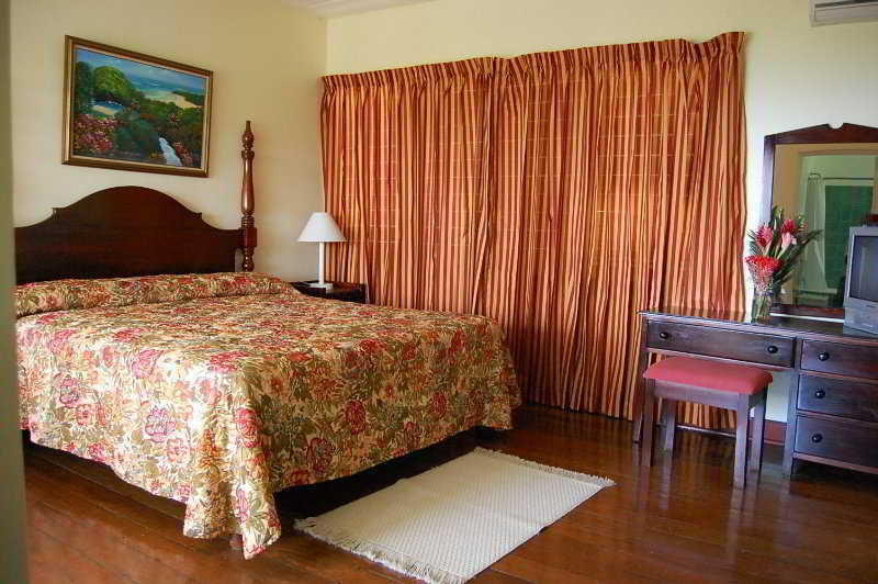 Inn At Shaw Park Gardens & Waterfalls 奥乔里奥斯 外观 照片