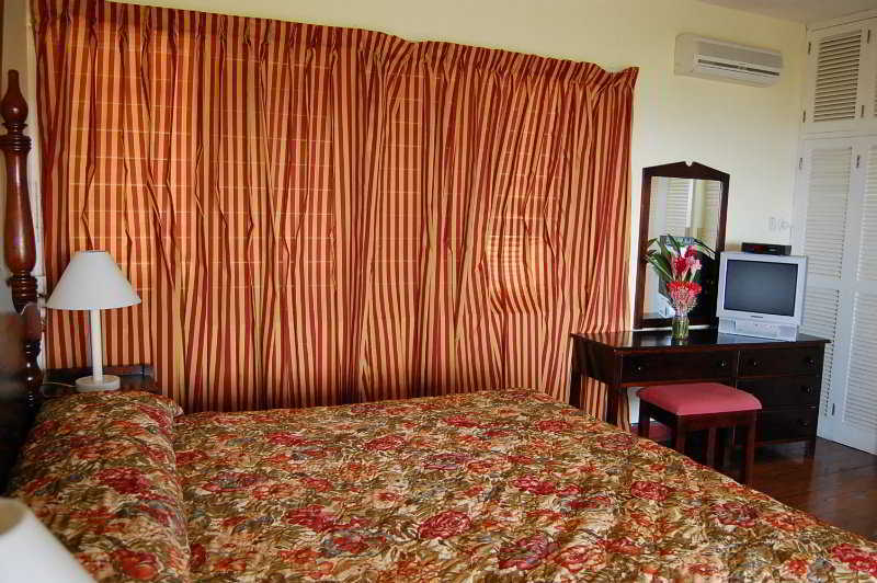 Inn At Shaw Park Gardens & Waterfalls 奥乔里奥斯 外观 照片